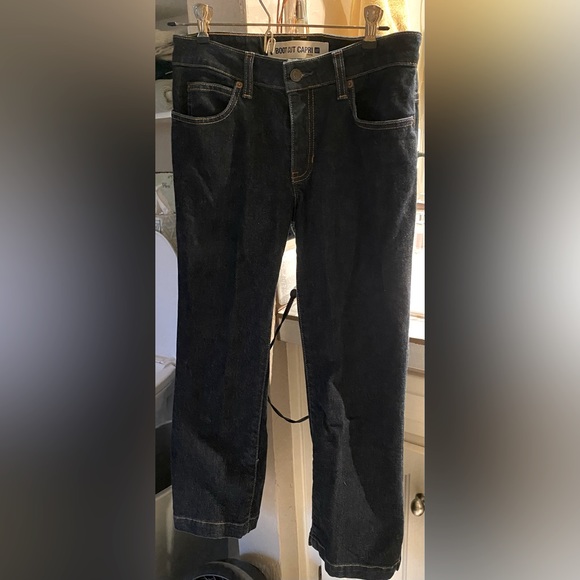 Gap Bootcut Capris - Picture 1 of 2
